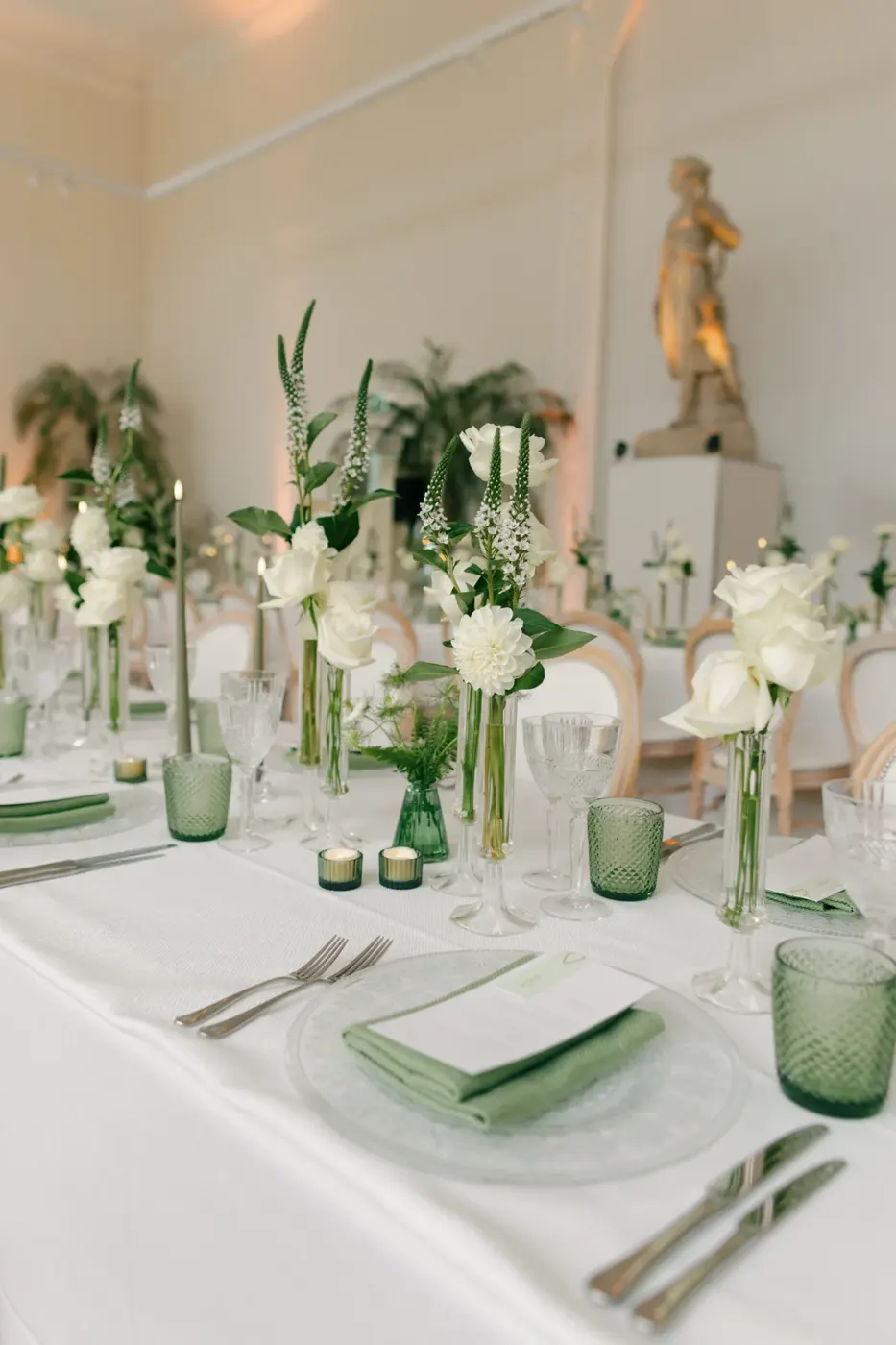 Wedding flowers from the Studio Lo portfolio